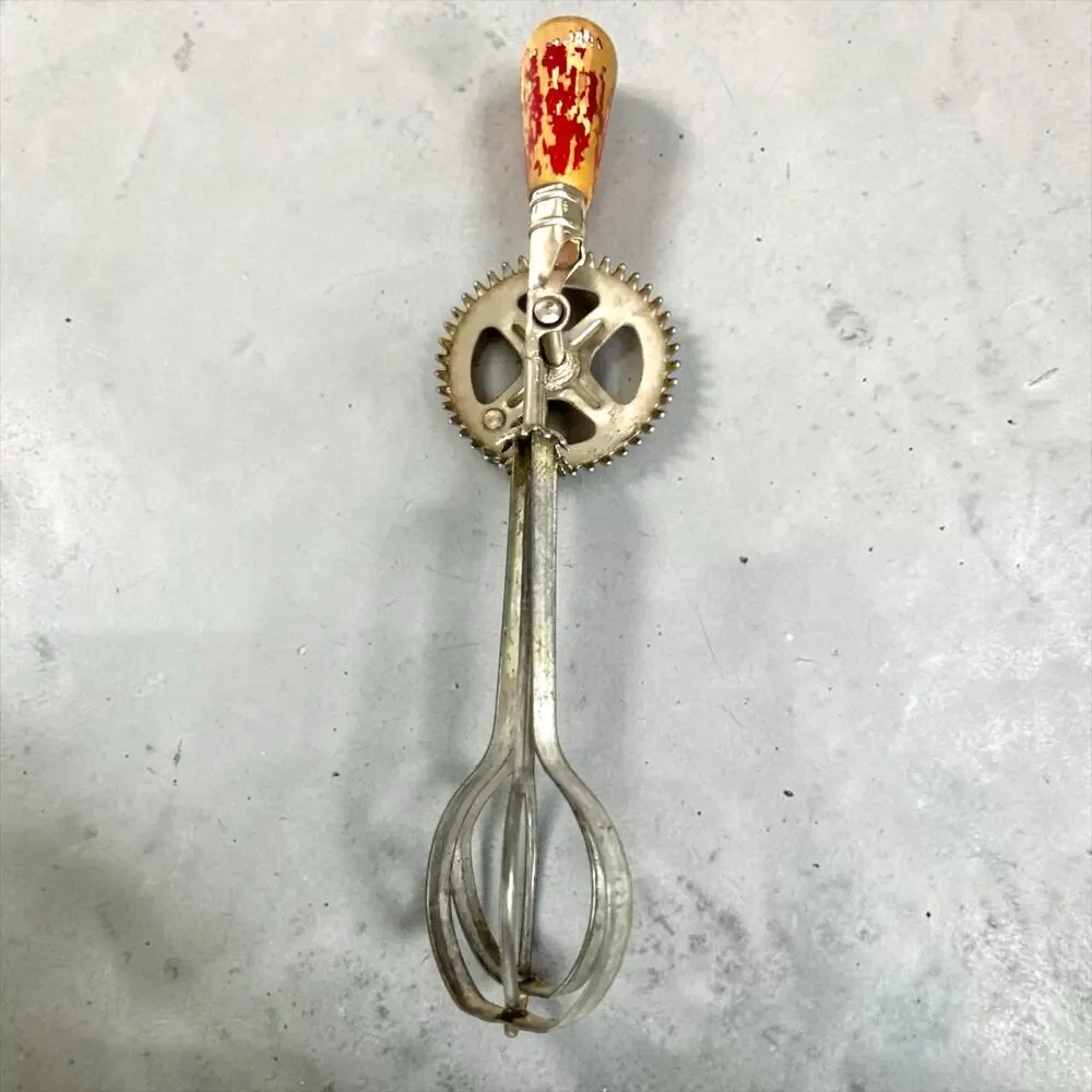 Vintage Red Handle Hand Crank Egg Beater Mixer Wood Handle Farmhouse Kitchen